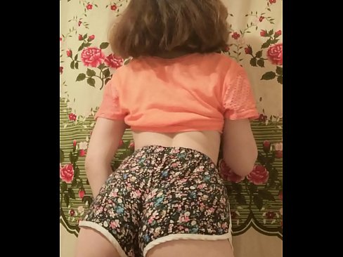 ❤️ Leanabh òg sexy a ’toirt dheth na shorts aice air a’ chamara ❤ Porno fb aig gd.analizatorkrovi.ru